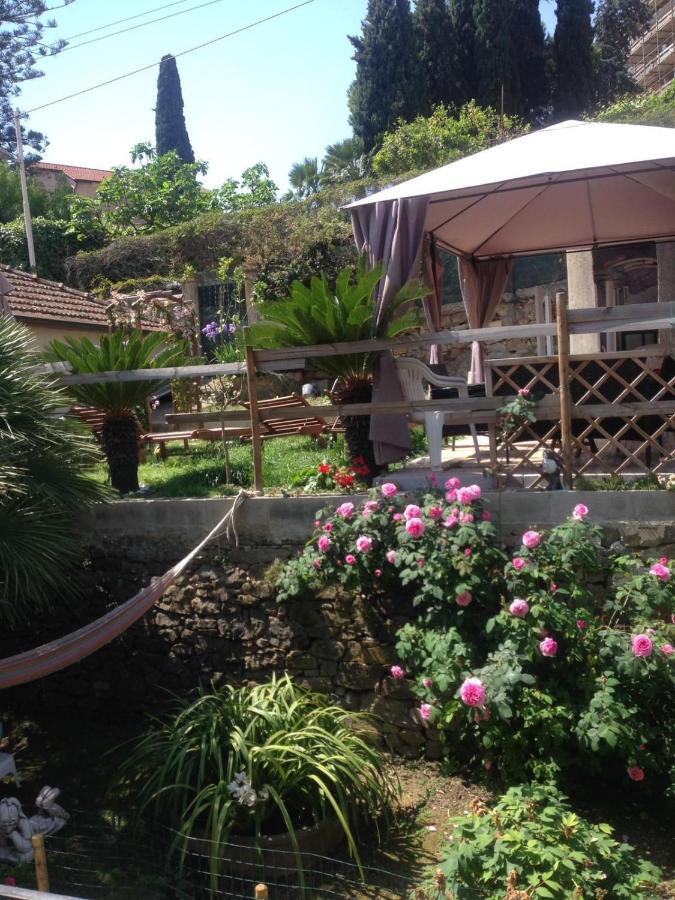 The Sea Flower Appartamento Con Giardino E Garage Auto Incluso سانريمو المظهر الخارجي الصورة