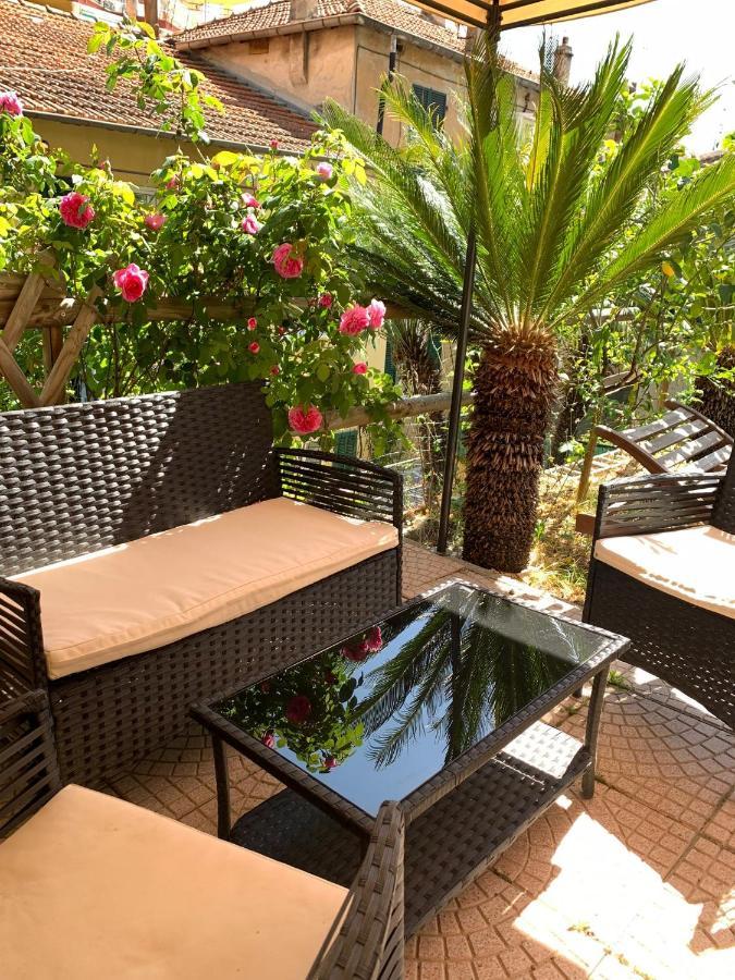 The Sea Flower Appartamento Con Giardino E Garage Auto Incluso سانريمو المظهر الخارجي الصورة